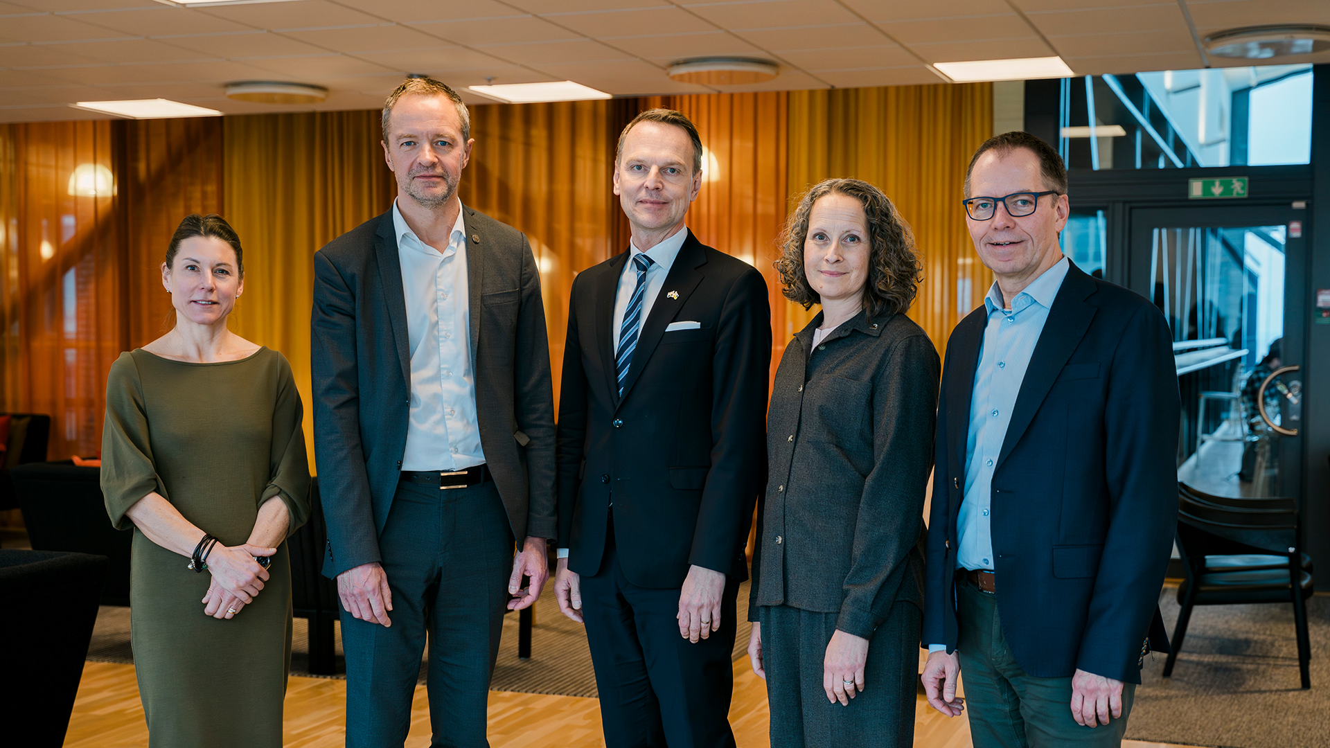 Gruppbild på Anna Jähnke (M), Peter Wigert, Peter Danielsson,  Anna Pettersson, Martin Höhler. 