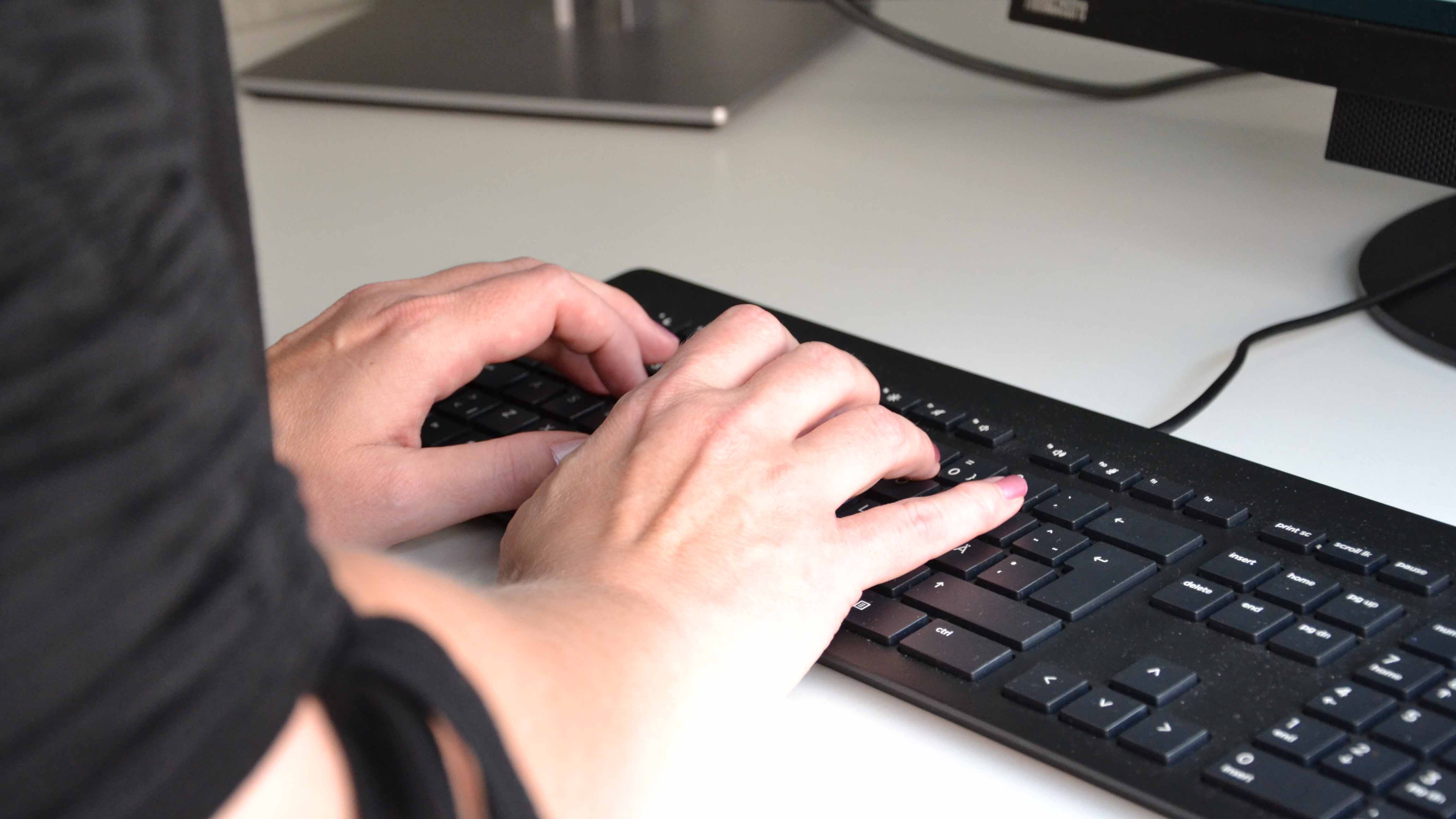 närbild på tangentbord